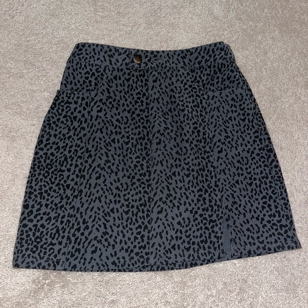 Grey and Black Cheetah Print Mini Skirt